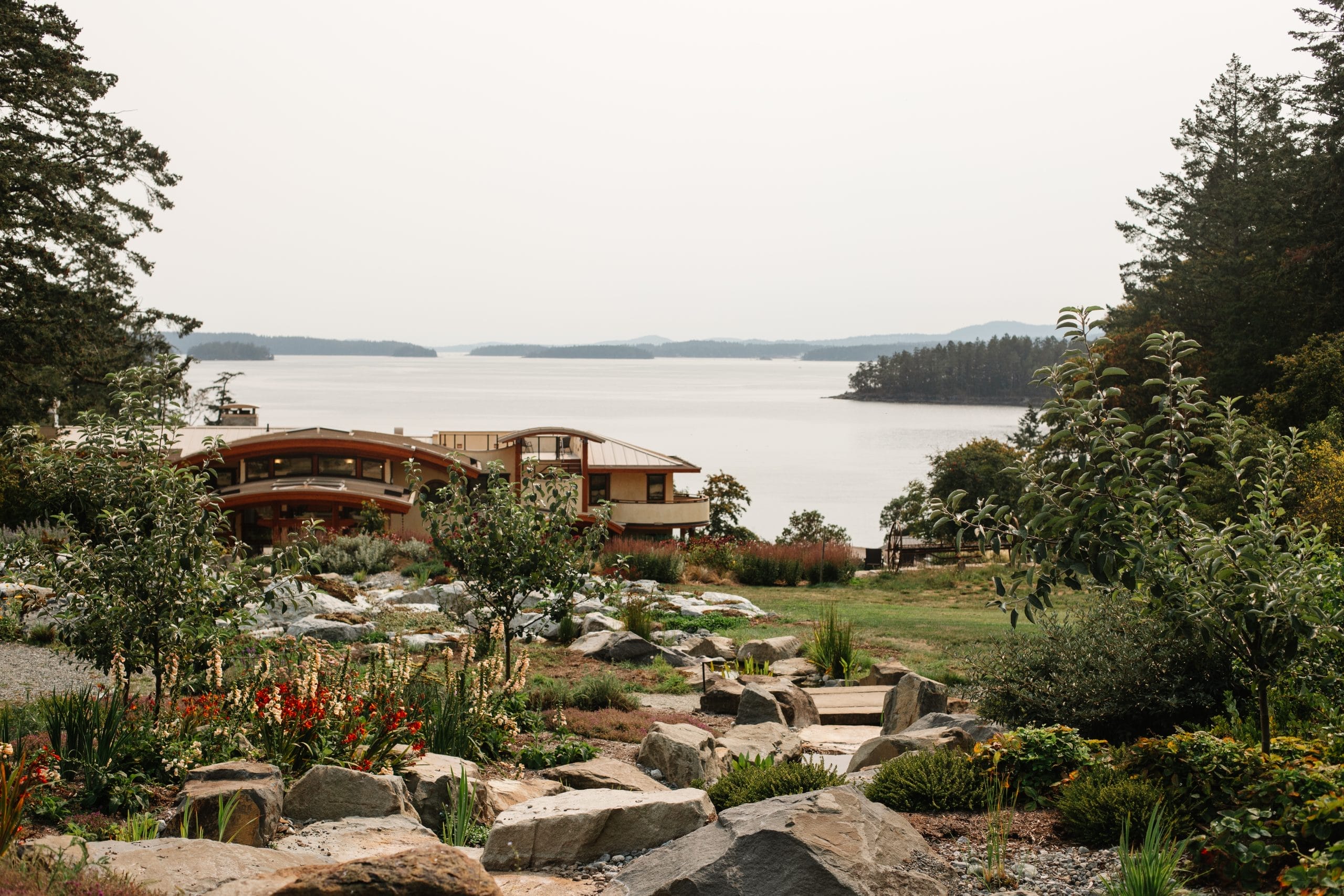 Lightwater Cove with Ocean Backdrop